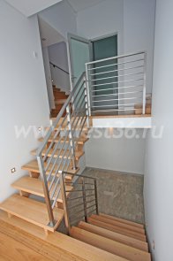 Лестница на косоурах 10-02 Лестница на косоурах 10-02