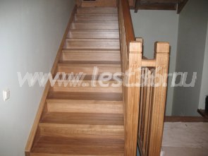 Одномаршевая лестница на второй этаж 16-05